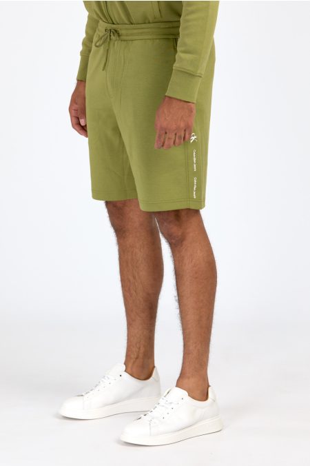 LOGO REPEAT SHORT